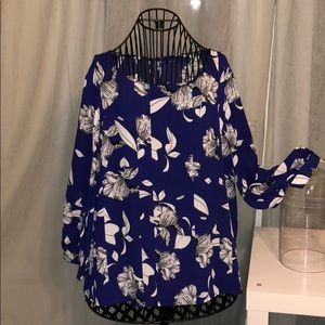 3/4 Length Blue Floral Printed Women’s Blouse